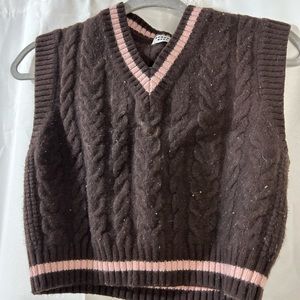 Aritzia Sweater Vest XS